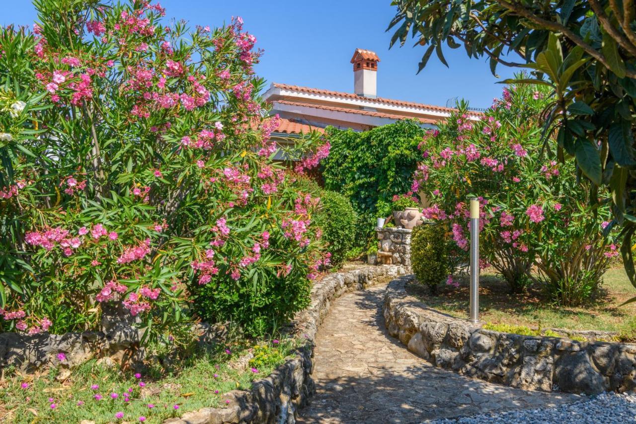 Haus Rustica Pula Exterior foto